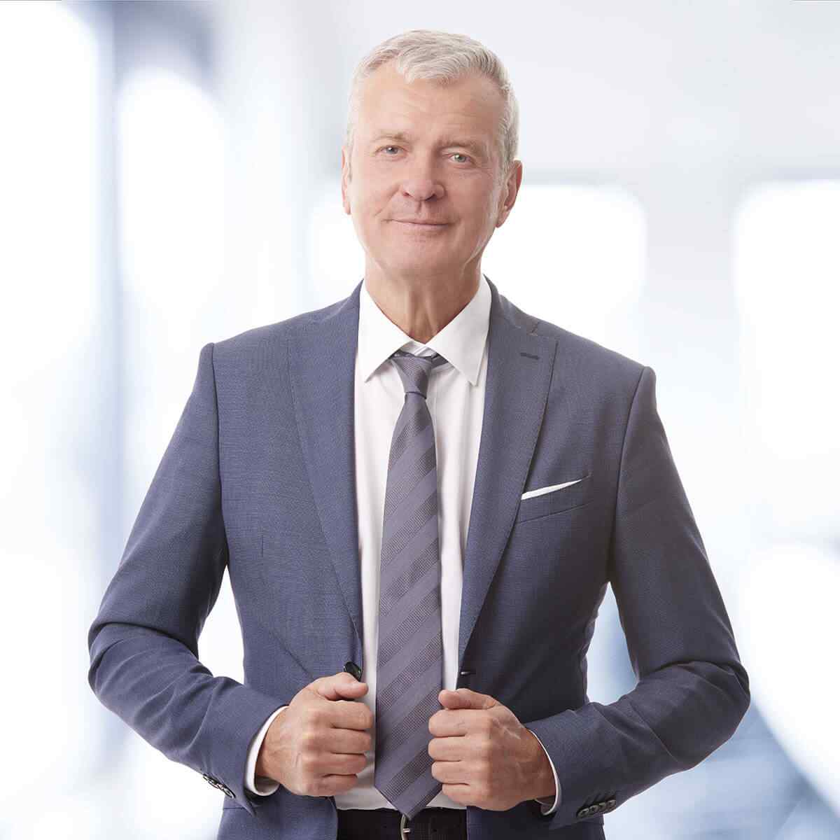 Mark Richardson https://zestyfranchise.com/wp-content/uploads/2019/04/img-people-01.jpg