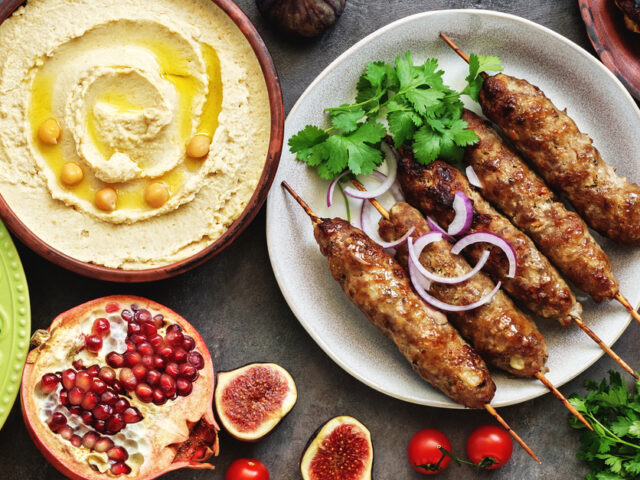 How to Start a Halal, Middle Eastern, or Mediterranean Food Franchise in Canada: