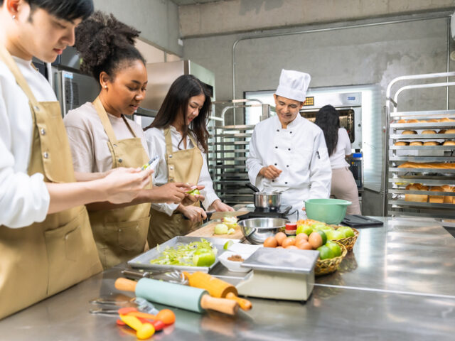 What Kind of Training Do You Get with a Zesty Franchise?