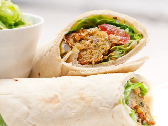 Top Halal Food Trends: What’s Heating Up in the Halal Culinary World